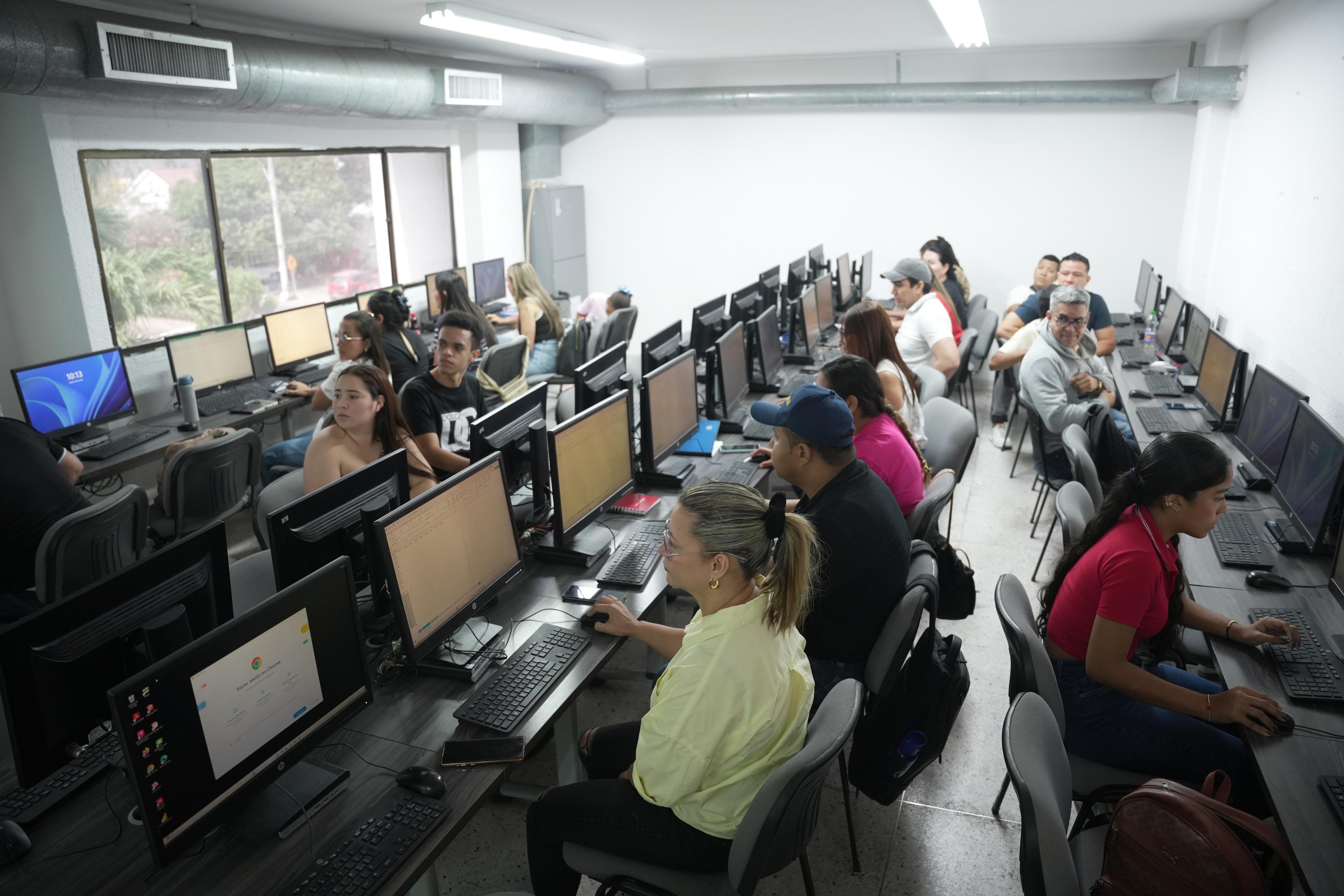 Voluntariado por la Educación